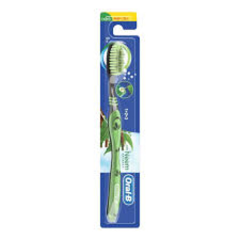 Oral- B- Fresh CleanToothbrush with Neem Extract 
